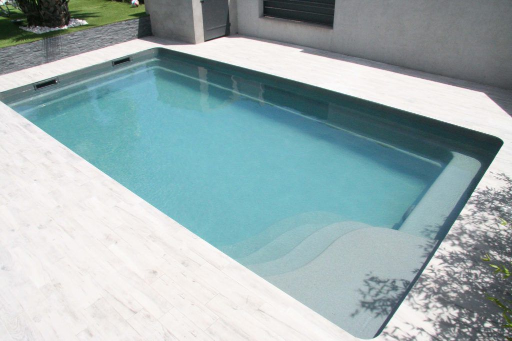 Piscinas en Cabra
