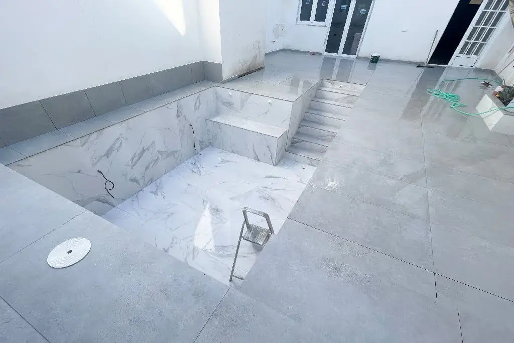 Reforma de vivienda y piscina en Lucena